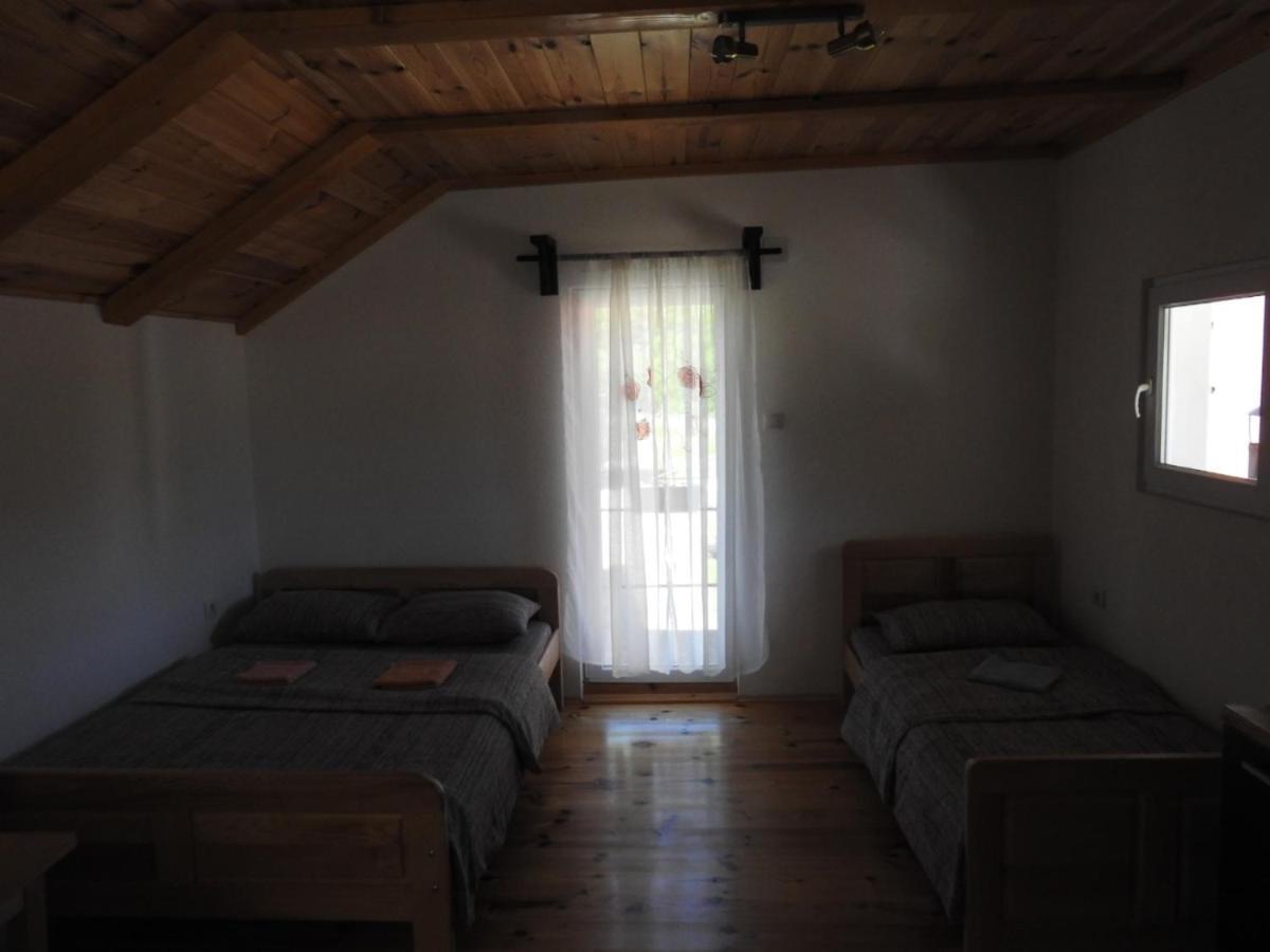 Private Accommodation Kalezic 莫伊科瓦茨 外观 照片